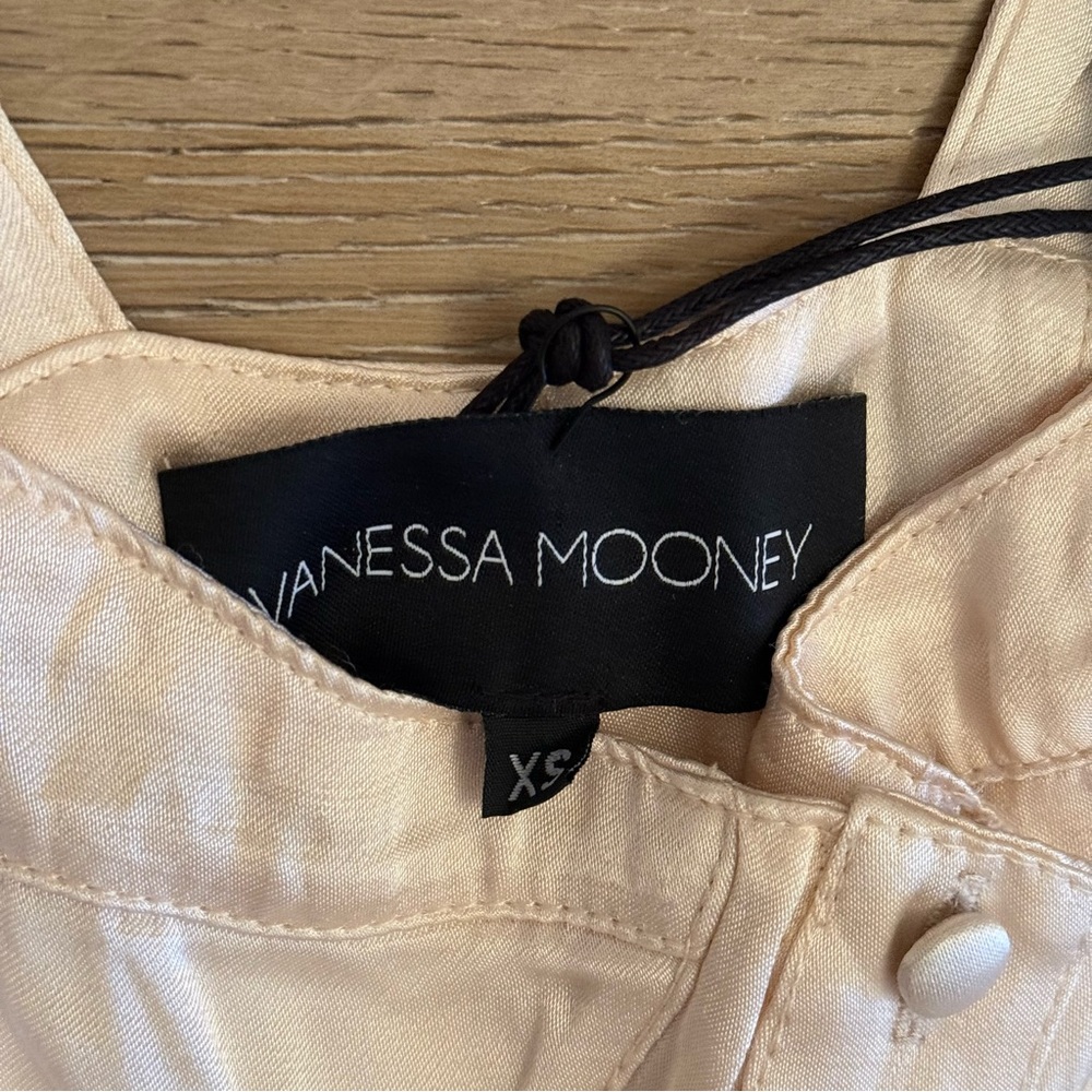 ✨SOLD✨ Vanessa Mooney The Elisabeth Romper Dress in Cream Satin - Picture 3 of 7